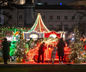 Świąteczna iluminacja 2025/2026 w Warszawie