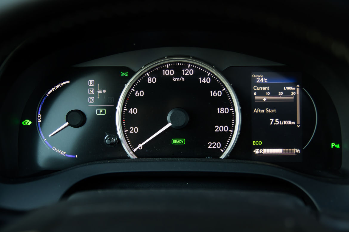 Lexus CT 200h F Sport 1.8 Hybrid 136 KM