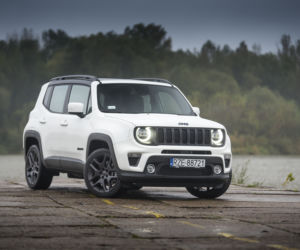 Jeep Renegade 4XE S 240 KM 6AT 