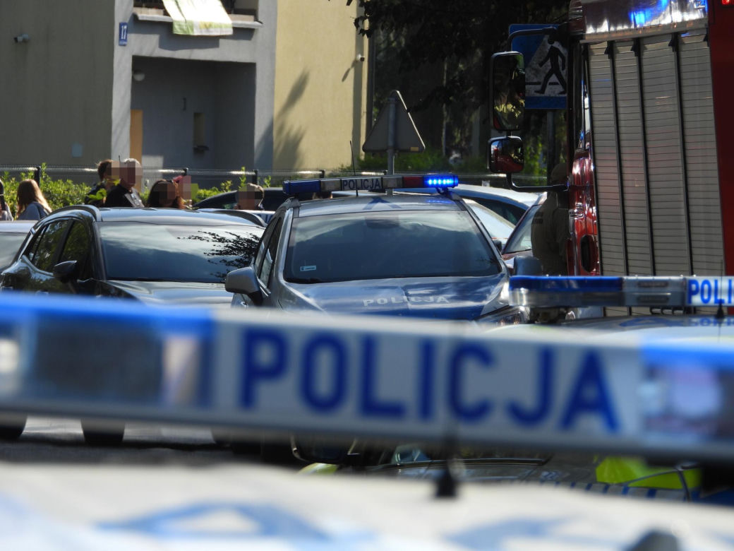 Atak nożownika w szkole w Ostrołęce! Wielu poszkodowanych