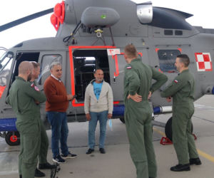 Uratowani żeglarze podziękowali pilotom