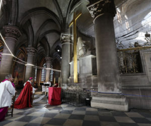 Wielki Piątek w Notre Dame