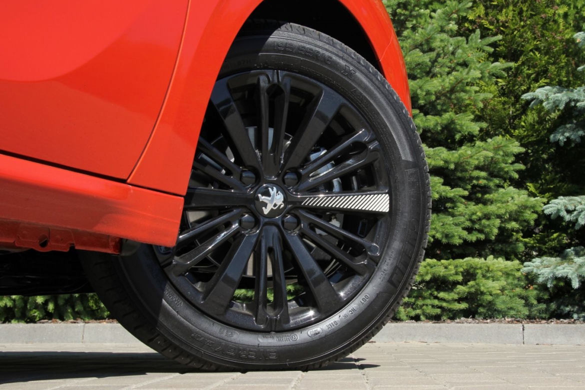 Peugeot 208 1.2 PureTech Allure