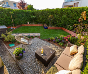 Ogródek przy mieszkaniu w bloku