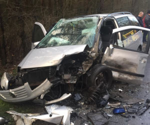 Wypadek w Ostromecku. 3 osoby przewiezione do szpitala w Bydgoszczy