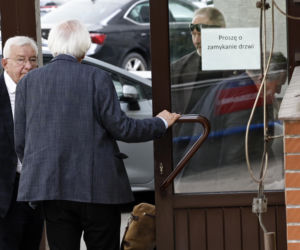 Kaczyński prosi o pieniądze