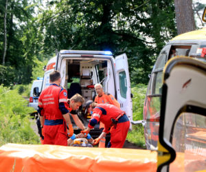 Wypadek przy załadunku drewna