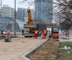 Koparki rozgrzebały Marszałkowską 