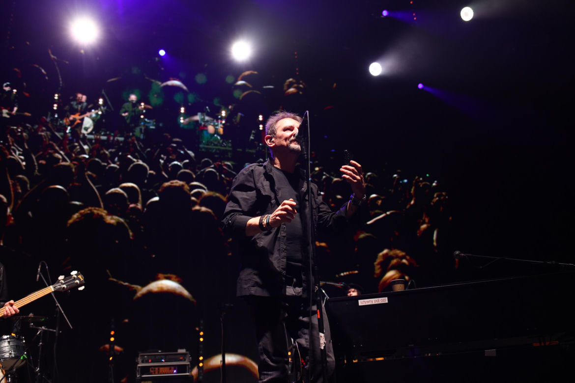 Koncert "Zadzwońcie po milicję" w katowickim Spodku