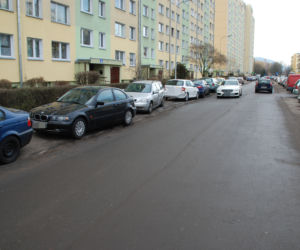 Kierowca staranował 19 samochodów
