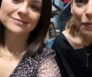 M jak miłość na planie: Kinga (Katarzyna Cichopek), Magda (Anna Mucha)