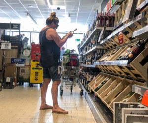 Tak Beata Kozidrak kupuje alkohol