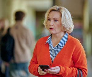 Na Wspólnej, odcinek 4160: Kiedy Zimińscy chcą zgłosić zaginięcie Halinki, ta dzwoni z Turcji z przerażającym wyznaniem