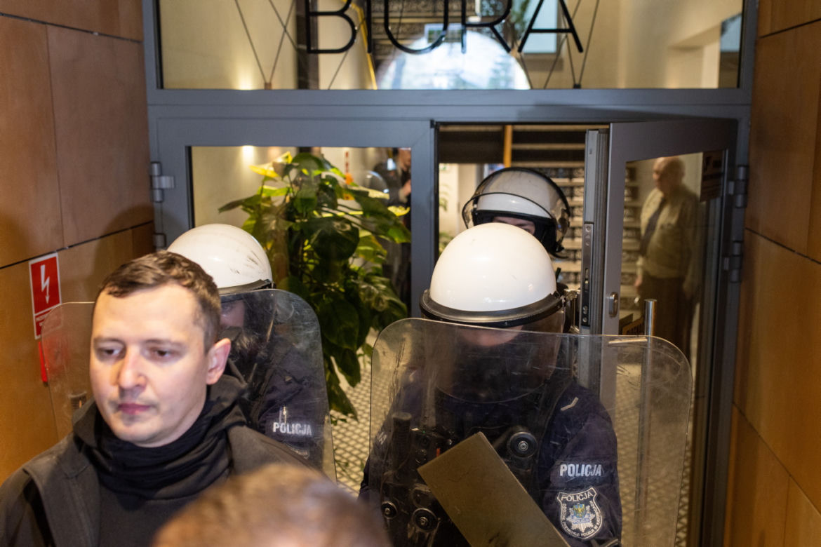 Protest górników pod biurem Morawieckiego w Katowicach. Związkowcy starli się z policją