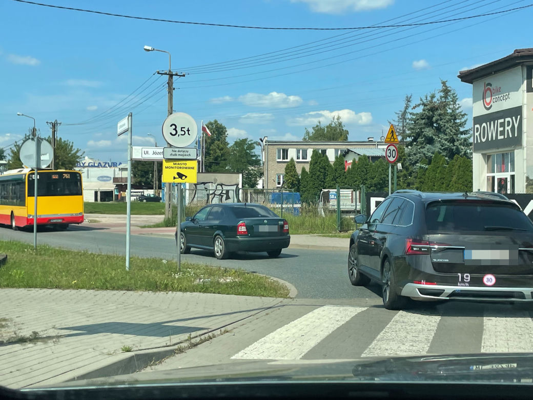 Prezes ruszył na wakacje