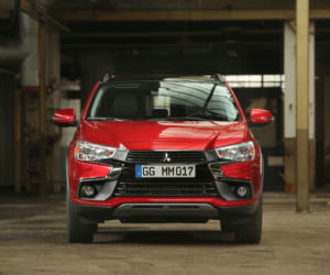 Mitsubishi ASX lifting 2016