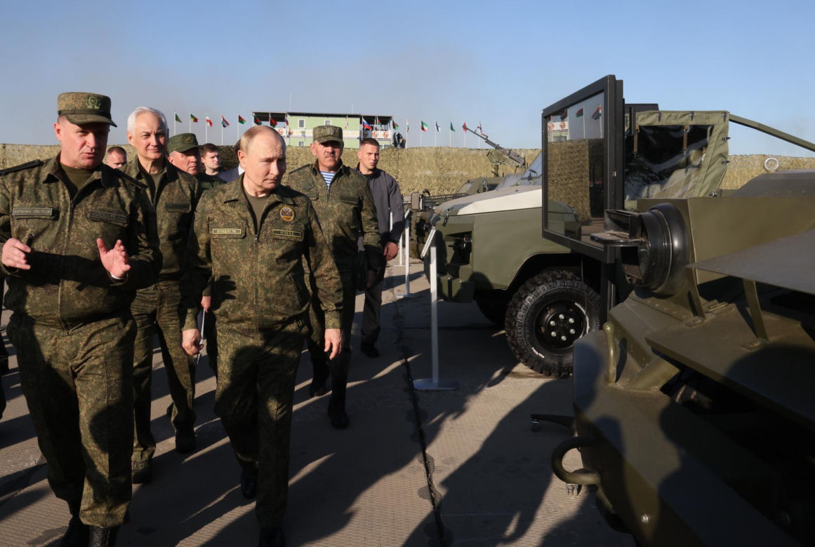 Putin, Zapad