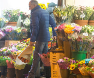 Karol Strasburger odebrał żonę i corkę ze szpitala 