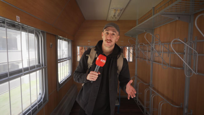 Jechałem legendarnym pociągiem. W środku jak kiedyś, aż trudno uwierzyć! Ludzie mówią wprost: „to były czasy”