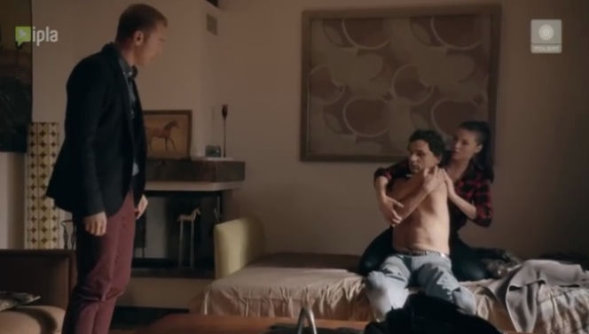 To nie koniec świata odcinek 10. Janusz (Piotr Jankowski), Anka (Karolina Gorczyca), Paweł (Krystian Wieczorek)