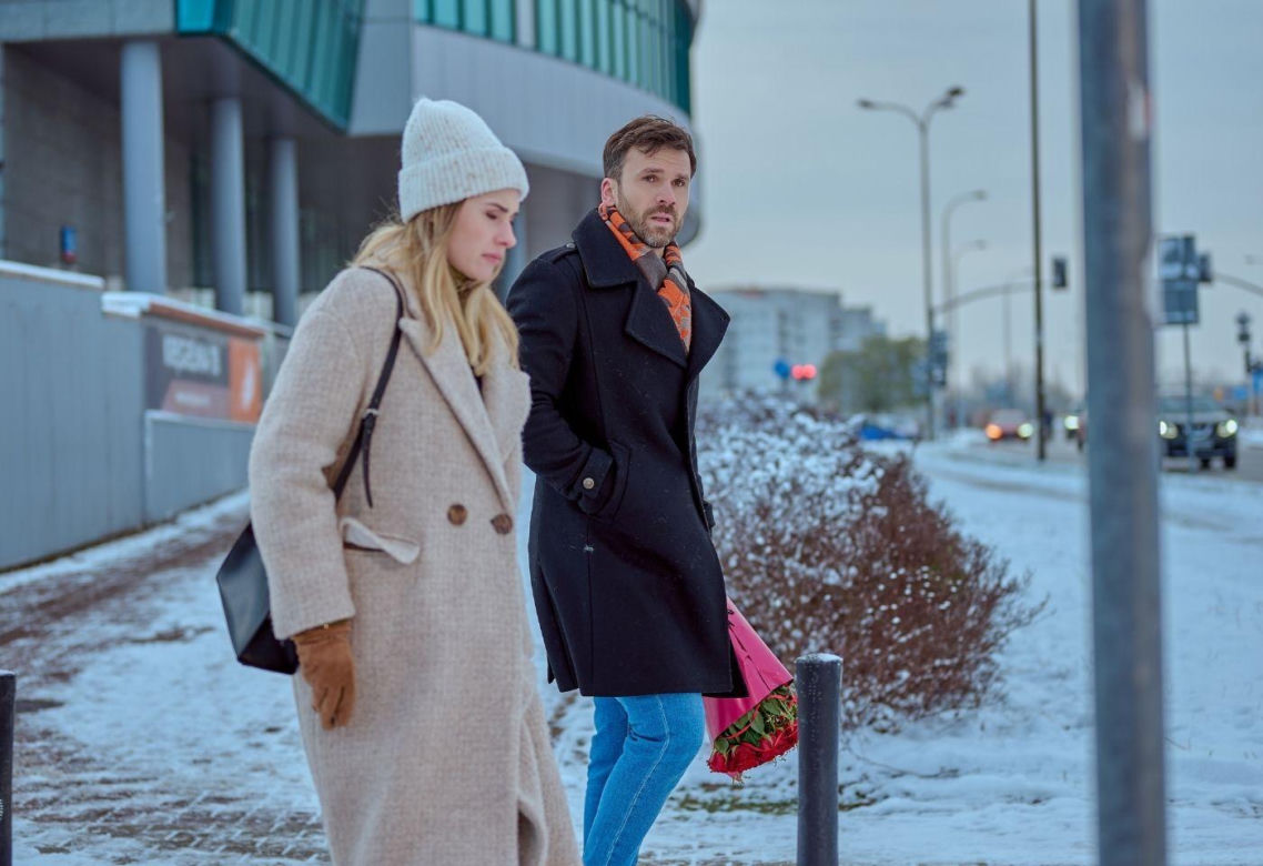 "Na Wspólnej", odcinek 4183: Eliza postanawia definitywnie zakończyć relację z Bartkiem. Wichrowski nie potrafi zaakceptować jej decyzji