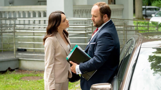 Barwy szczęścia, odcinek 3330: Klemens wykorzysta aresztowanie Cezarego, by znów być blisko Natalii. Zdobędzie Zwoleńską?