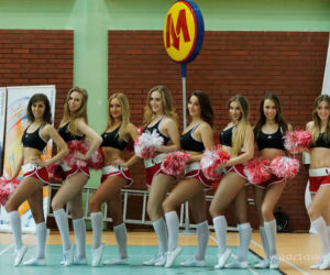 Dziewczyny z Bell Arto Cheerleaders