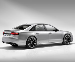 Audi S8 plus