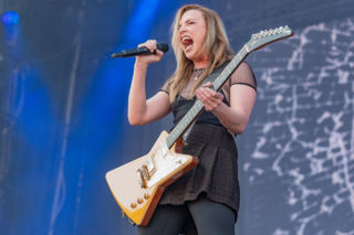 Lzzy Hale wspomina dramatyczne początki Halestorm. Przeżyliśmy powódź, pożar i trzęsienie ziemi 