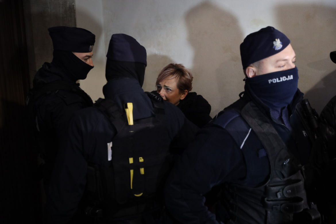 Protesty i aresztowania przed Wawelem podczas wizyty Jarosława Kaczyńskiego