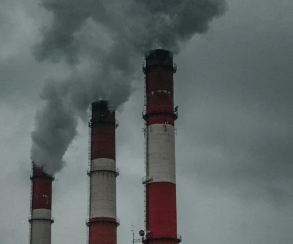 Alert RCB przed smogiem! W tych regionach jest fatalna jakość powietrza