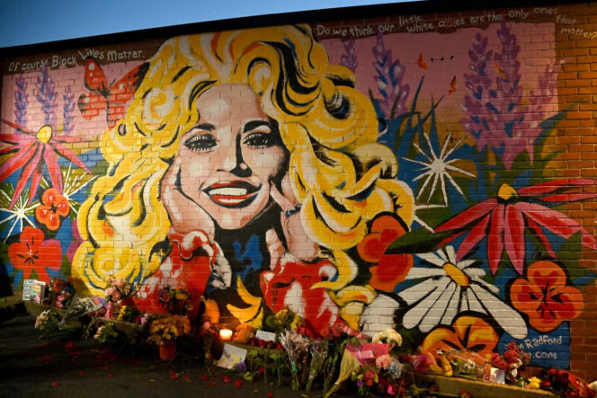 Fani składają hołd Dolly Parton