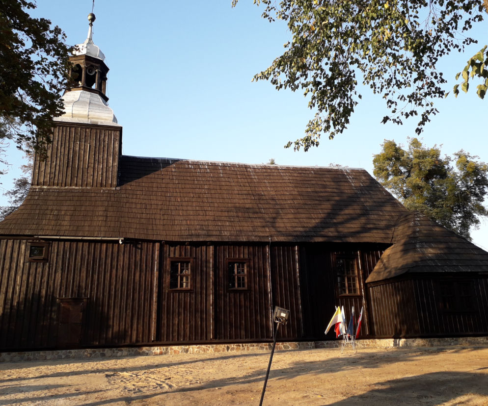 Kościół parafialny pw. św. Marii Magdaleny w Długiej Goślinie