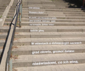 Poezja na murach i chodnikach!
