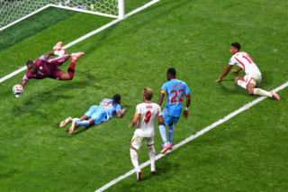 Przez jednego człowieka cała Anglia telepała się ze strachu. Harry Kane uratował zespół