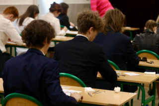 Matura 2026: chemia. Kiedy i o której egzamin? Sprawdź najważniejsze wytyczne i terminy z CKE