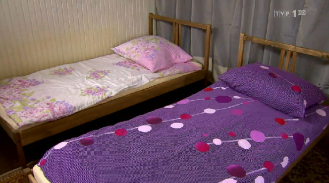 Rolnik szuka żony. Tak mieszka Adam!