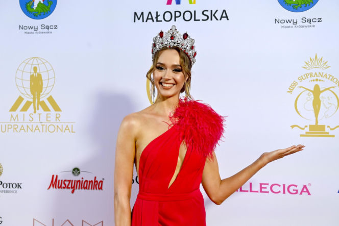Aleksandra Klepaczka, miss Polski i nowa dziennikarka Canal+