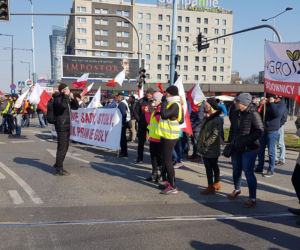Protest rolników na Placu Zawiszy w Warszawie