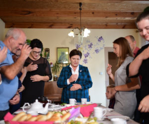 Wałęsa rozjechał opozycje, PiS stawia na Szydło