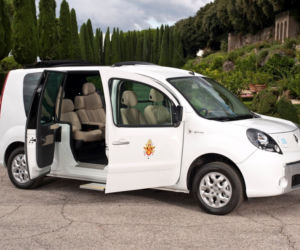 Renault Kangoo Maxi Z.E. papieża Benedykta XVI