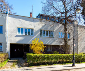 Domy przy Katowickiej 8, 8A i 8B w Warszawie
