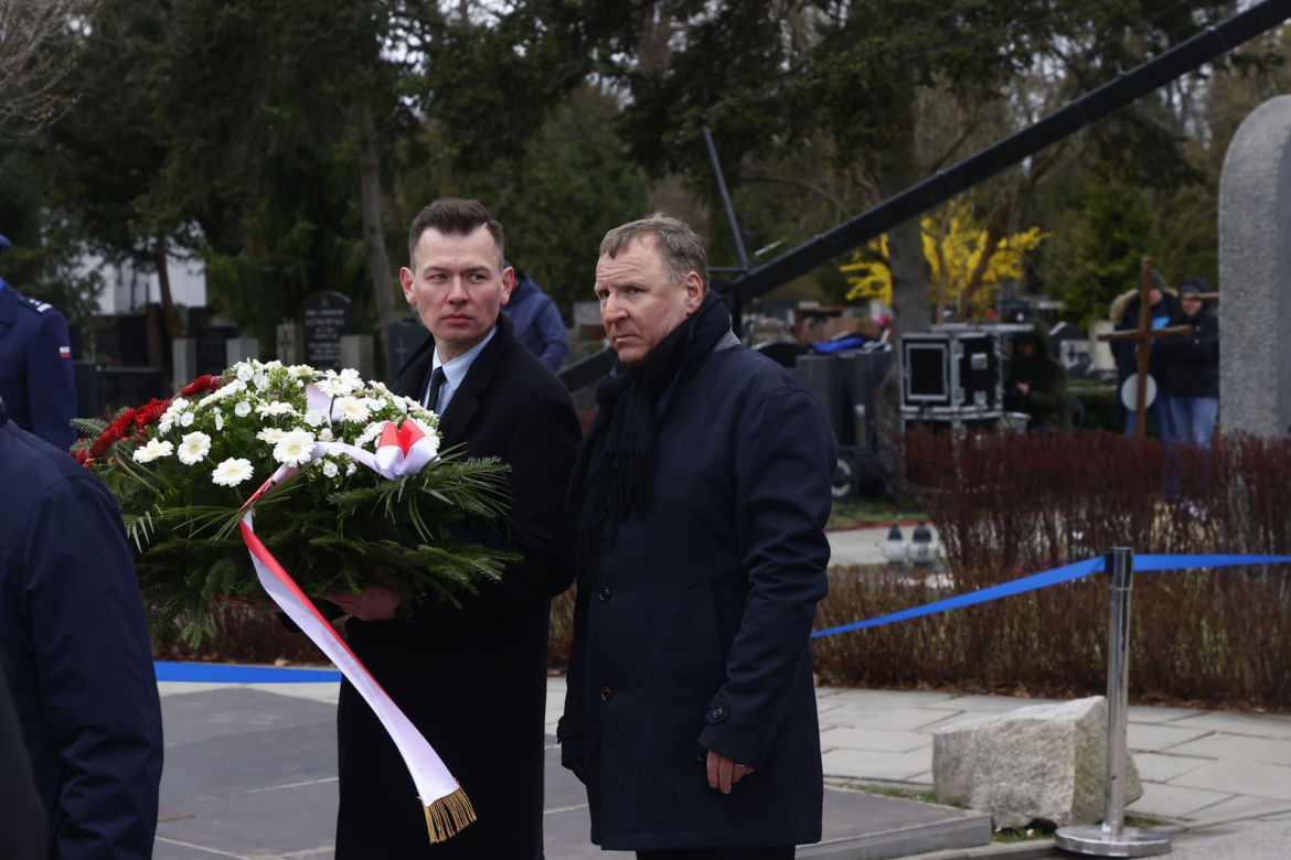 12. rocznica katastrofy smoleńskiej. Uroczystości na Powązkach Wojskowych