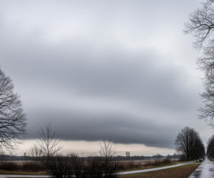 Dzisiaj 08.12.2025 w Inowrocławiu dużo chmur. Czy deszcz popsuje popołudnie?