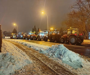 Protest rolników na spotkaniu z ministrem rolnictwa na Uniwersytecie w Siedlcach