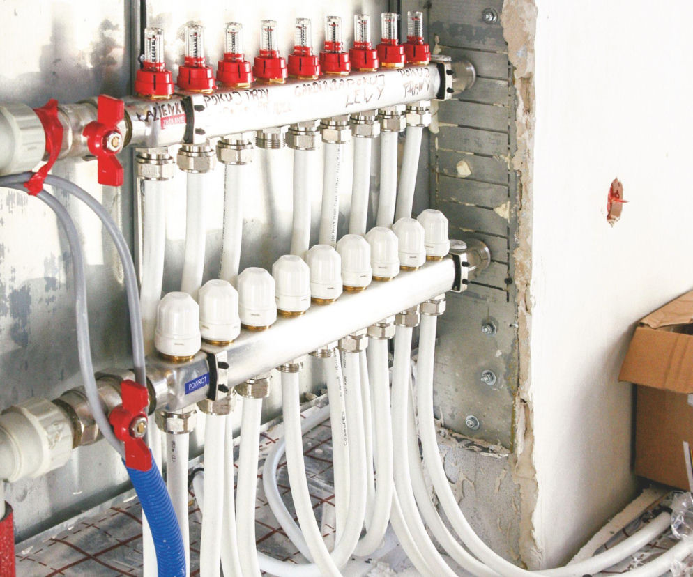 Jakk odpowietrzyć podłogówkę domowym sposobem krok po kroku