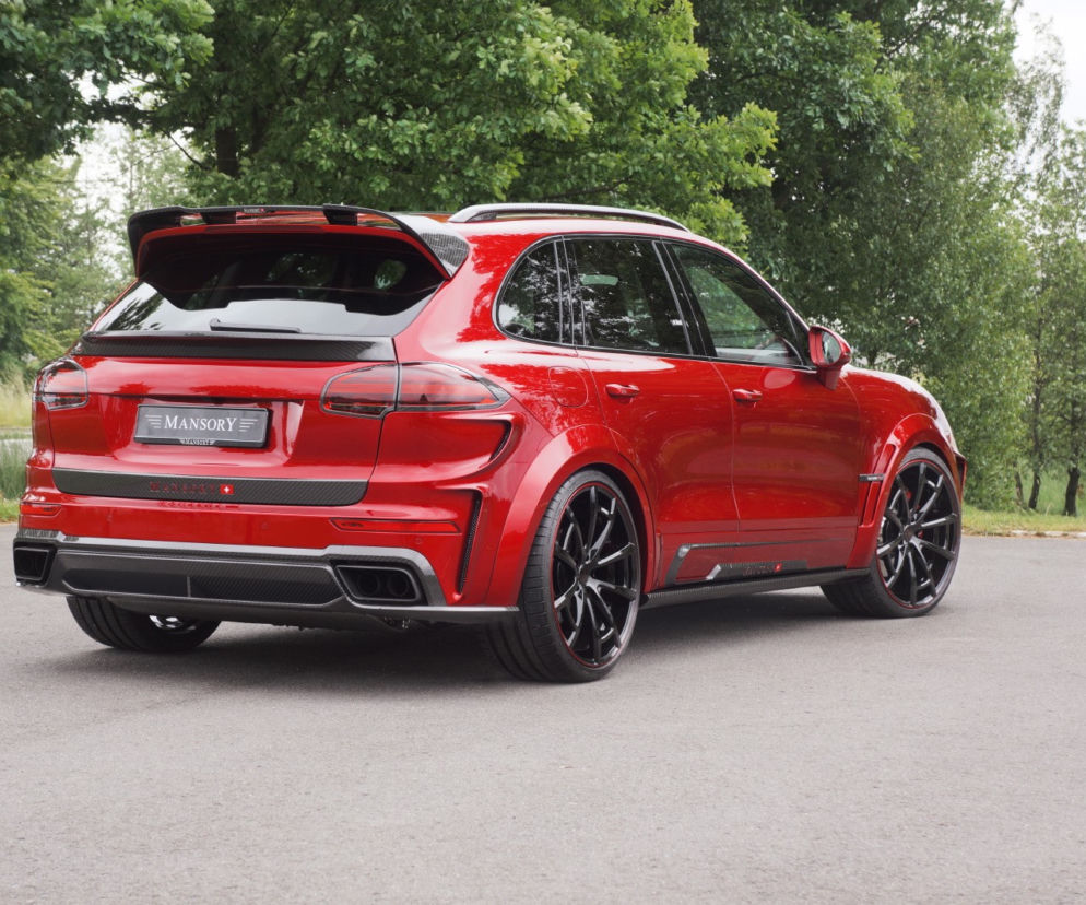 Porsche Cayenne Turbo S po tuningu Mansory