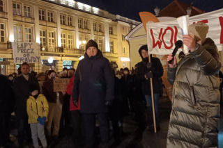 LEX TVN. Demonstracja w Białymstoku przeciwko niszczeniu wolnych mediów [GALERIA]