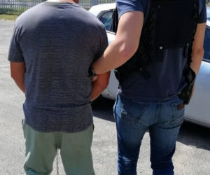 Policjantom uciekł, ale złapały go policjantki.  Ich zdjęcia tylko u nas
