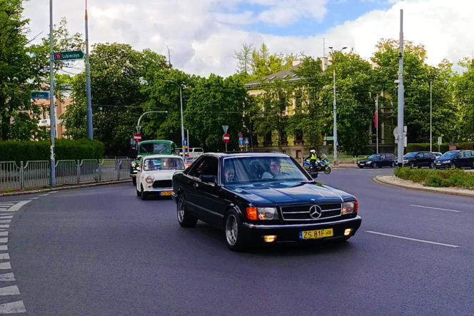 Parada zabytkowych pojazdów w Szczecinie